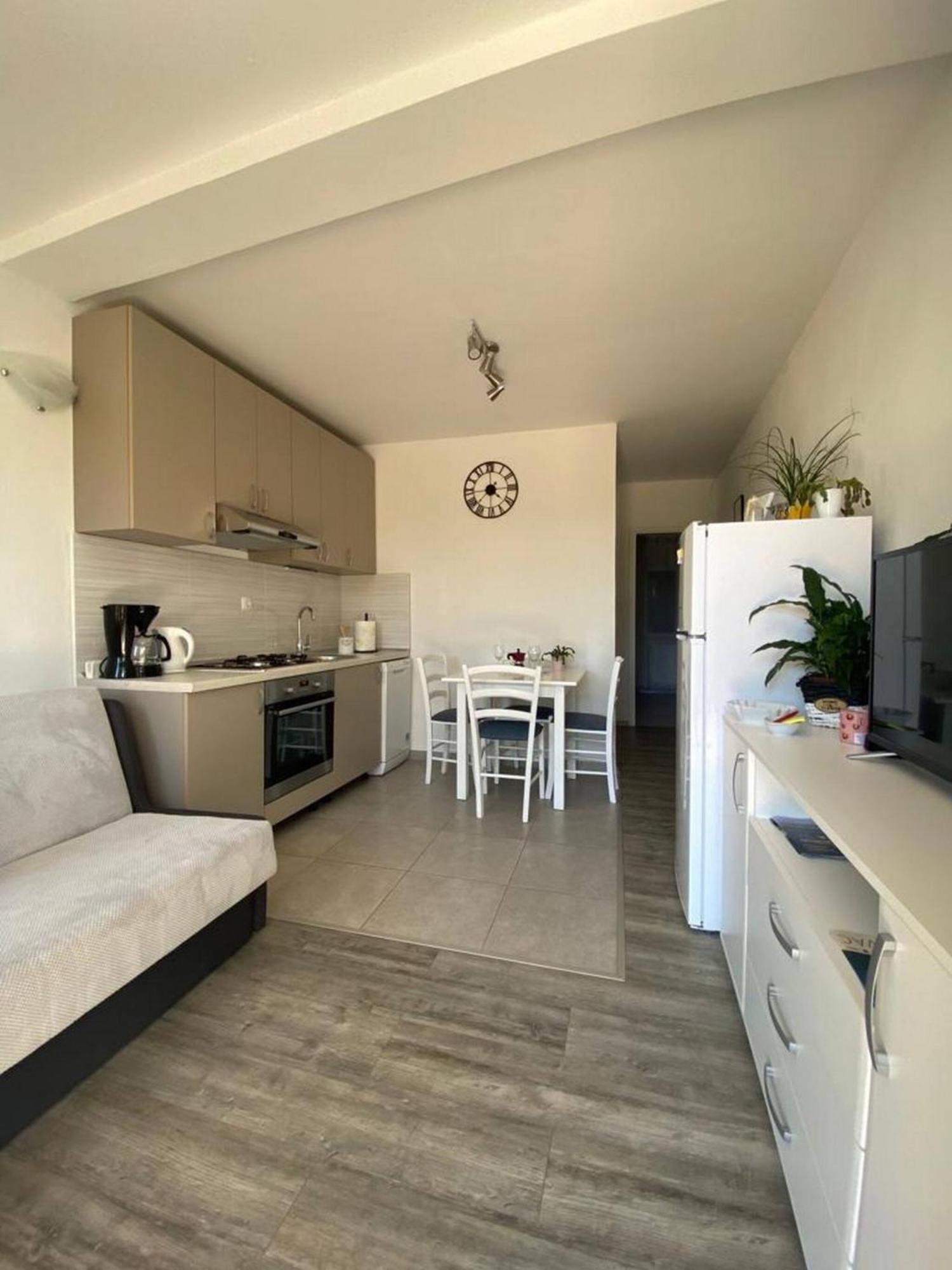 Rural Apartment Ante Drniš Dış mekan fotoğraf